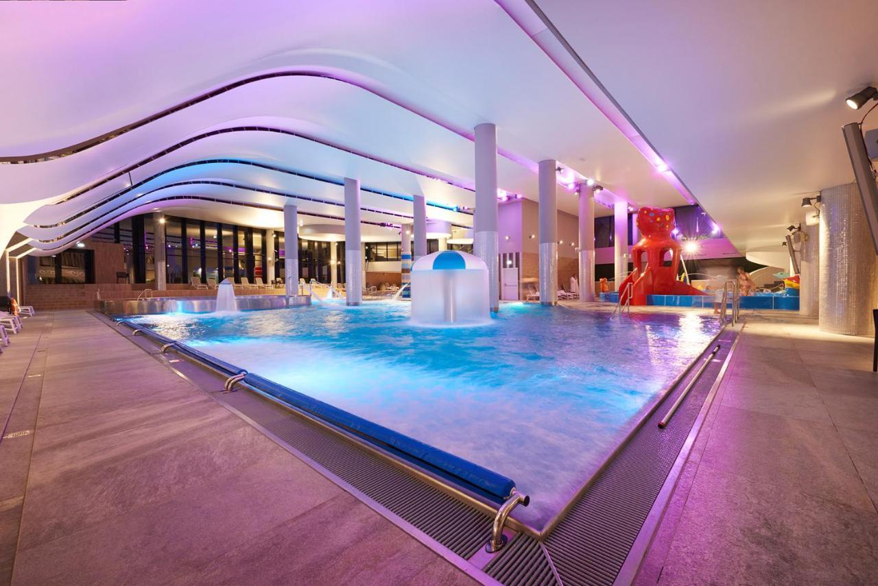 Vacationclub - Baltic Park Fort Apartament G.308 Świnoujście  Eksteriør billede